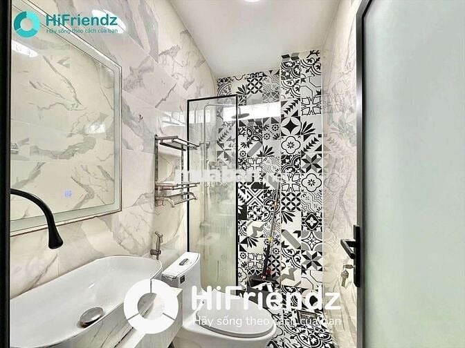 Phòng mới studio full nội thất liên hệ ***