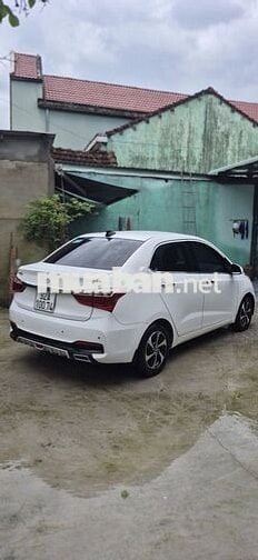 Hyundai i10 Sedan 2018 Bản đủ Trắng