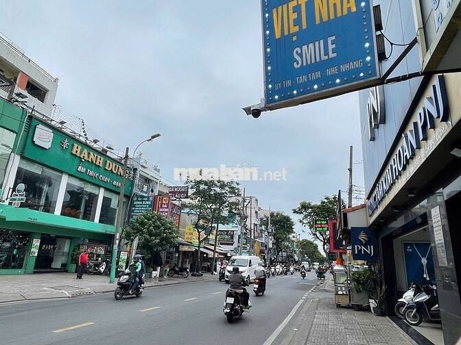 Nhà mặt tiền đường Âu Cơ khu ăn uống vỉa hè lớn giáp quận 11