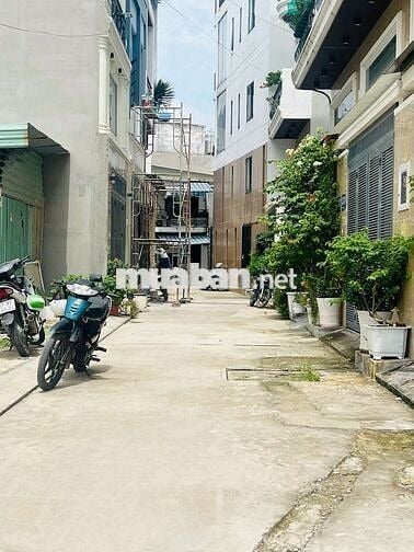 SIÊU PHẨM 3 MẶT TIỀN Thống Nhất GV 4.3 x 10 5 TẦNG NỞ HẬU - NHỈN 6 TỶ