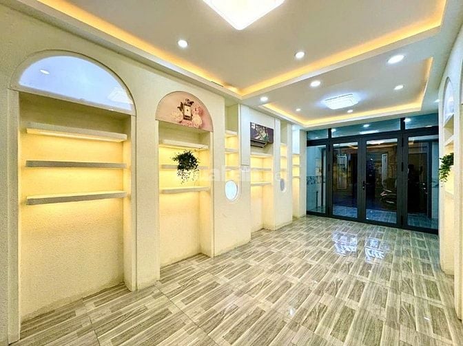 Bán nhà mặt tiền KD Nguyễn Trọng Tuyển, P.15, Phú Nhuận