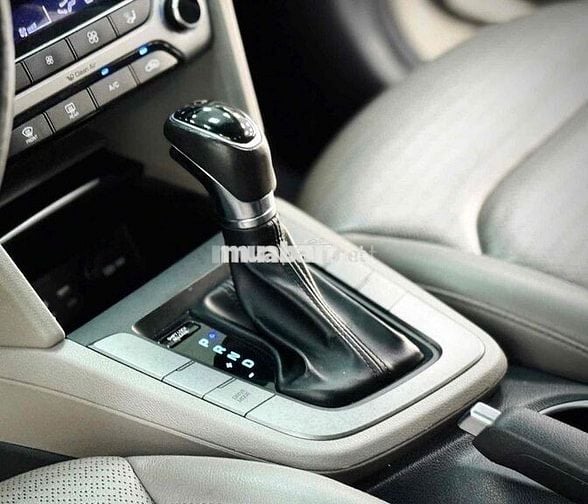 🚘 Hyundai Elantra 1.6AT GLS Model 2018 Siêu Đẹp