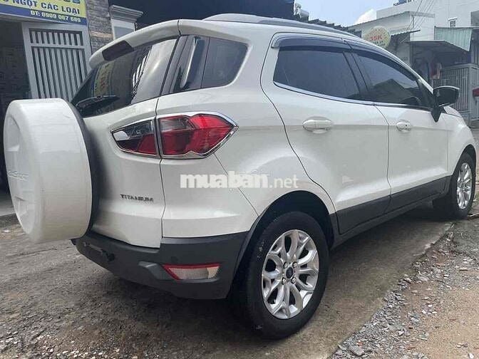 Ford EcoSport 2016 1.5L Titanium AT - xe gia đình