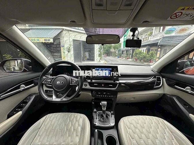 Kia Seltos 2020 1.4L Premium  - 61736 km