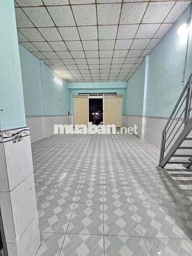 Cho thuê nhà 5tr/ tháng.  DT: 5m x 17m 1PN + gác lửng 1WC.  Đường Liên