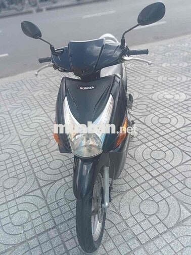 xe honda click nhâp khẩu đi làm đi chơi cần bán