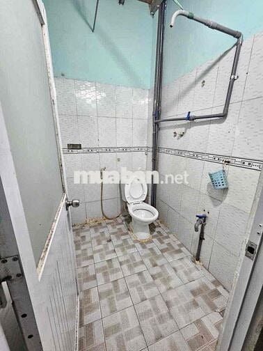 Cho thuê nhà 5tr/ tháng.  DT: 5m x 17m 1PN + gác lửng 1WC.  Đường Liên