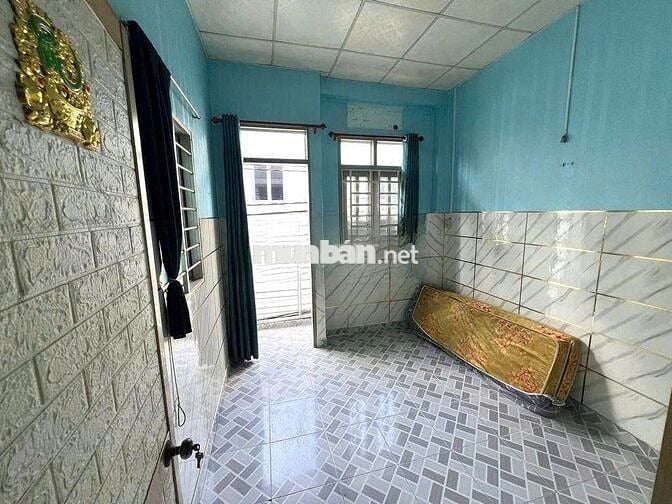 Cho Thuê Nhà Rộng Đường Số 42, Quận 4 (CHO LÀM CHDV - CẢI TẠO + MBKD)