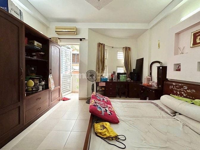 Bán nhà Hẻm Xe Hơi Bành Văn Trân, TB. Có sân đậu xe 