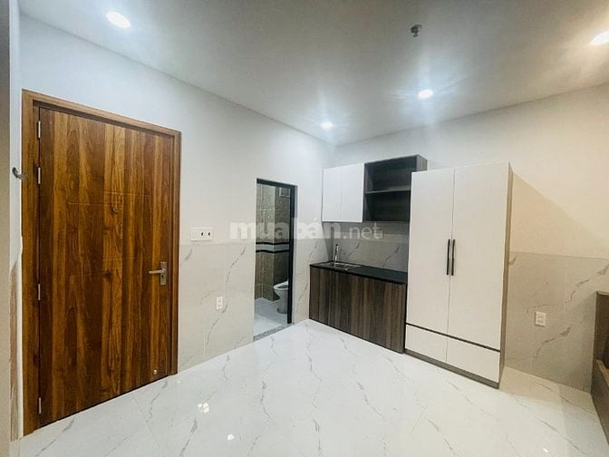 Phòng cao cấp 25m², có ban công view sông, gần Vincom Gò Vấp