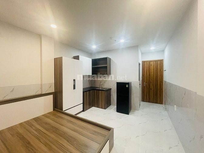 Phòng cao cấp 25m², có ban công view sông, gần Vincom Gò Vấp