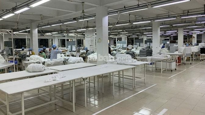 Cho thuê kho xưởng 10.000m2 có thang máy,mặt tiền Quốc Lộ 1A, Bình Tân