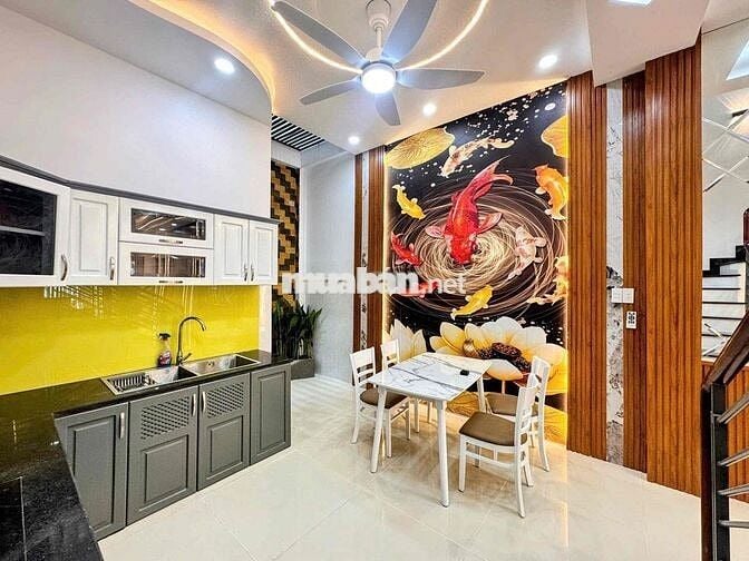 NHÀ 2 LẦU- HẺM OTO TỚI NHÀ - GẦN 4 XÃ