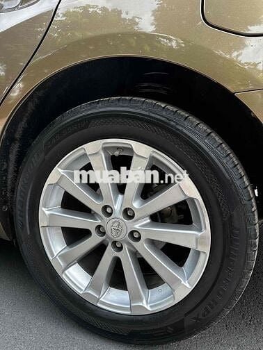 Tôi cần bán xe nhà chính chủ Venza 2009 nguyên zin