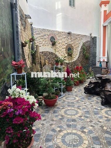 CẦN CHO THUÊ BIỆT THỰ MINI TRUNG TÂM HÀNH CHÍNH DĨ AN