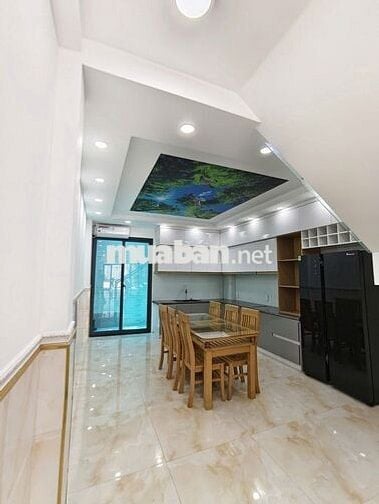 Cần bán Đất Nhà mặt tiền đường container - Vị trí trung tâm siêu đẹp