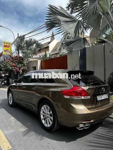 Tôi cần bán xe nhà chính chủ Venza 2009 nguyên zin