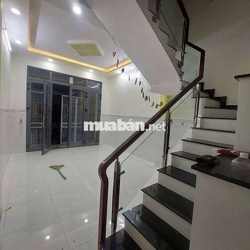 Nhà đẹp shr 4x11 ,2 tầng Tân Thới Nhất