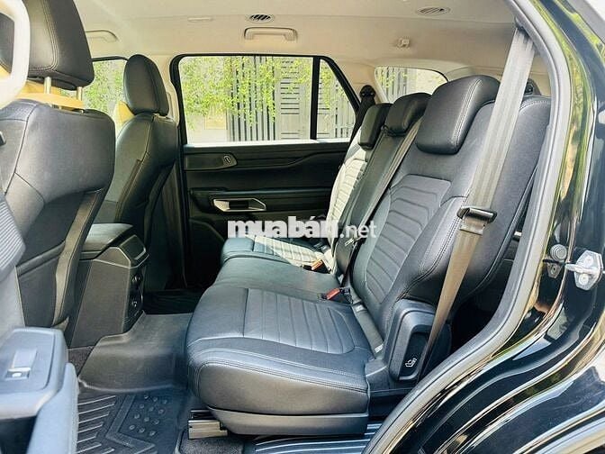 Ford Everest 2025 Sport 2.0L 4x2 AT - 12000 km