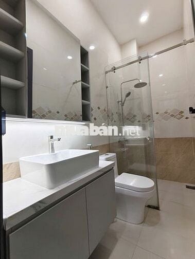 Cần bán Đất Nhà mặt tiền đường container - Vị trí trung tâm siêu đẹp