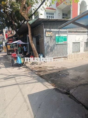 Lô đất 365m2  mặt tiền bờ kênh Thạnh Xuân 52 có 200m2 thổ cư