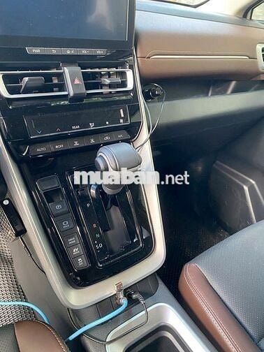 Toyota Innova Cross 2025 - Xe Siêu Lướt 9000 km