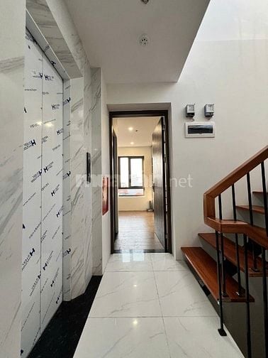 {Ô TÔ, LÔ GÓC} BÁN TÒA CMNN TRẦN CUNG 50M2, 6 TẦNG-THANG MÁY-FULL NT