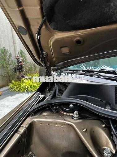 Tôi cần bán xe nhà chính chủ Venza 2009 nguyên zin