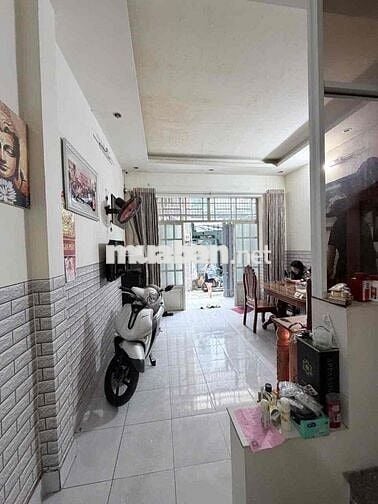 Bán nhà Hẻm 3m gần chợ Tân Hương, 40m2, 2 tầng, Chỉ 4 tỷ nhỉnh TL