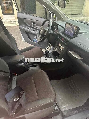 Toyota Avanza Premio 2024 Trắng 16.000 km