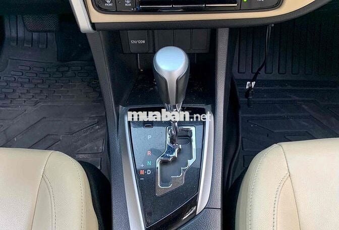 Toyota Corolla Altis 2019 G cực đẹp