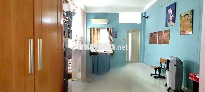 Nhà Nguyên Căn Đường Phạm Văn Chí - 4PN 3WC - 3.3x35m