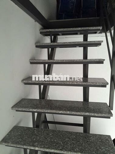 Cho thuê nhà nguyên căn chính chủ đường số 3