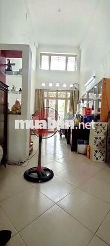 Nhà Nguyên Căn Đường Phạm Văn Chí - 4PN 3WC - 3.3x35m