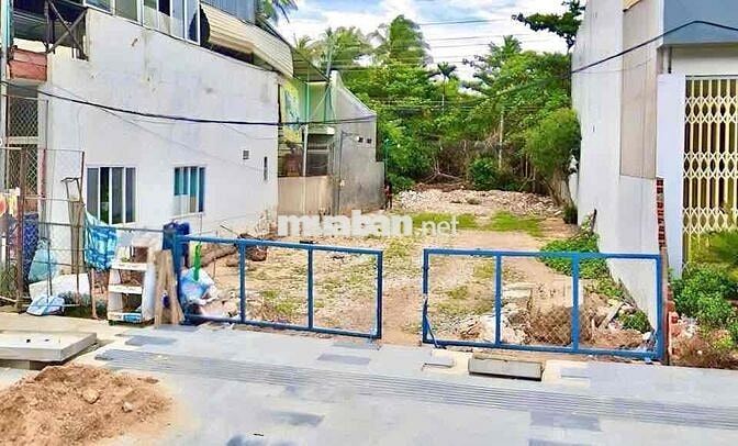 Bán đất thổ cư , có sổ hồng riêng , mặt đường nhựa 18m, gần chợ …..