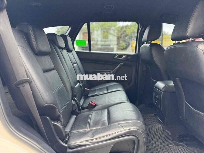Ford Everest 2019 titanium 2.0L AT - 128000 km
