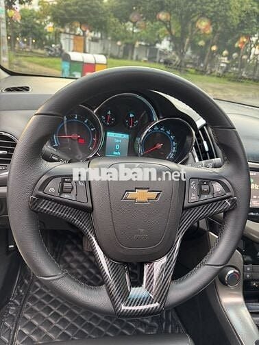Chevrolet Cruze 1.8 LTZ Trắng