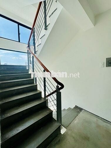 🏠 Vị trí đắc địa hẻm Lê Văn Sỹ, Quận 3 -  6x20m, 6 lầu thang máy