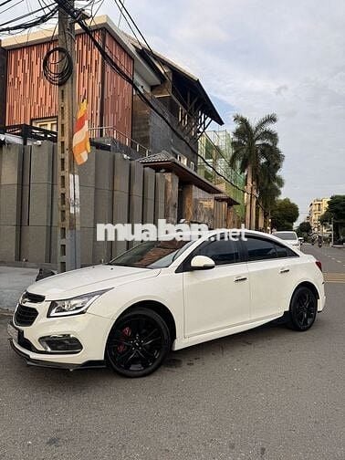 Chevrolet Cruze 1.8 LTZ Trắng