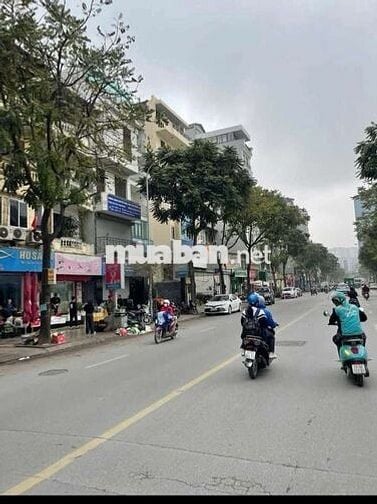 Tôi cần bán nhà mặt phố Lê Trọng Tấn Thanh Xuân 5tầng full nội thất.