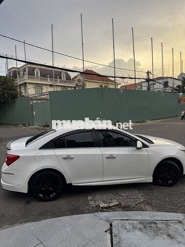Chevrolet Cruze 1.8 LTZ Trắng