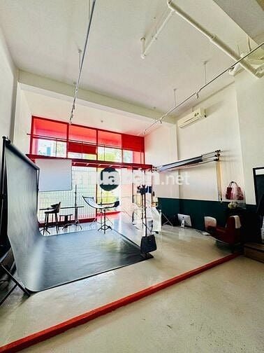 🏠 Vị trí đắc địa hẻm Lê Văn Sỹ, Quận 3 -  6x20m, 6 lầu thang máy