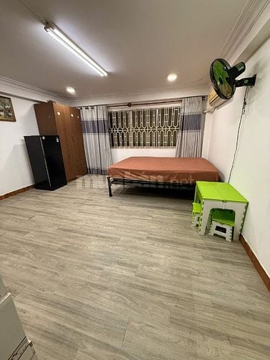 Mình còn trống một phòng trọ Full nội thất ngay hẻm 119 ĐBP. Q1