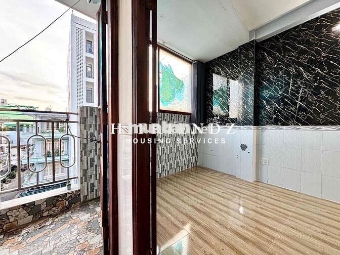 STUDIO CỬA SỔ GIÓ TRỜI CỰC THOÁNG MÁT NGAY TÔ HIỆU SÁT ĐẦM SEN