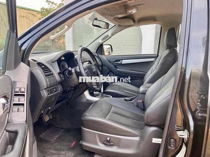 Isuzu Dmax 2019 - 15000 km