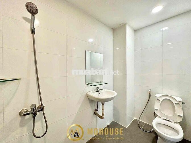 CĂN HỘ Q3_RỘNG RÃI_THOÁNG MÁT_SẠCH SẼ_CỬA SỔ LỚN_MÁY GIẶT RIÊNG