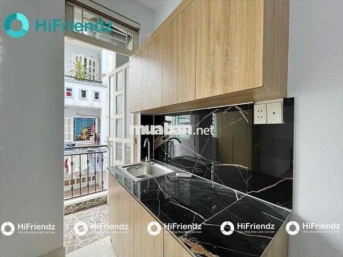 CHO THUÊ PHÒNG BAN CÔNG NGAY NGÃ TƯ PHÚ NHUẬN - FULL NỘI THẤT