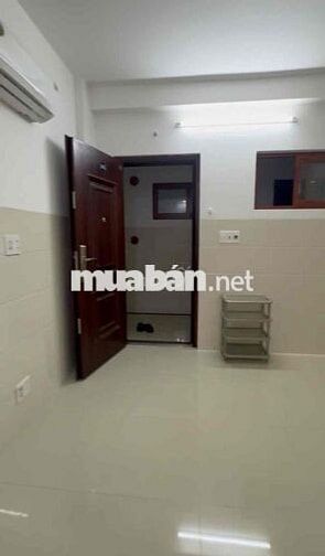 Studio ko nội thất giá hạt dẻ sát Q7 10p