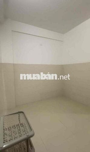 Studio ko nội thất giá hạt dẻ sát Q7 10p