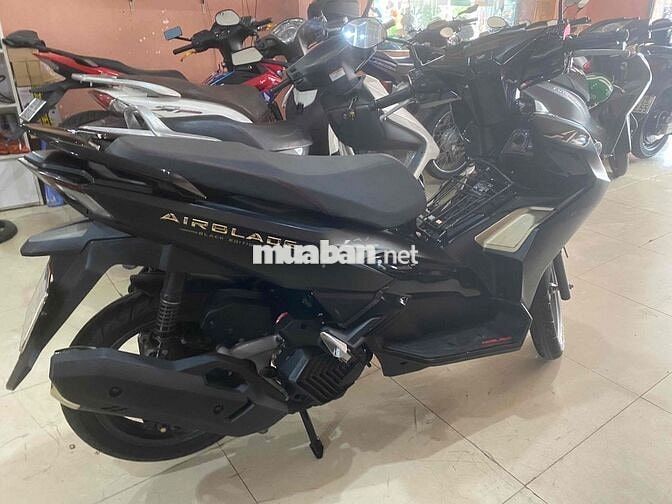 Airblade 4 val 125/2024